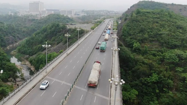 91免费大片视频鋁產業園投產，“歸雁經濟” 助力產業升級