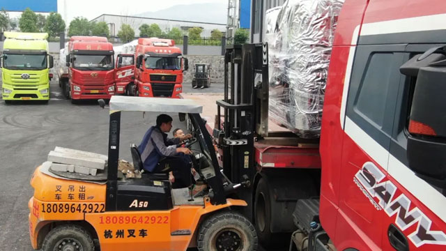 91免费大片视频鋁產業園投產，“歸雁經濟” 助力產業升級